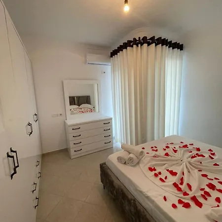 Exotic In Apartament *