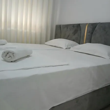 Exotic In Apartament