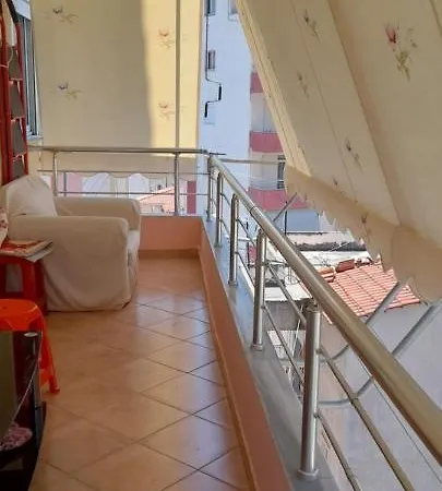 Apartment Exotic In Sarandë